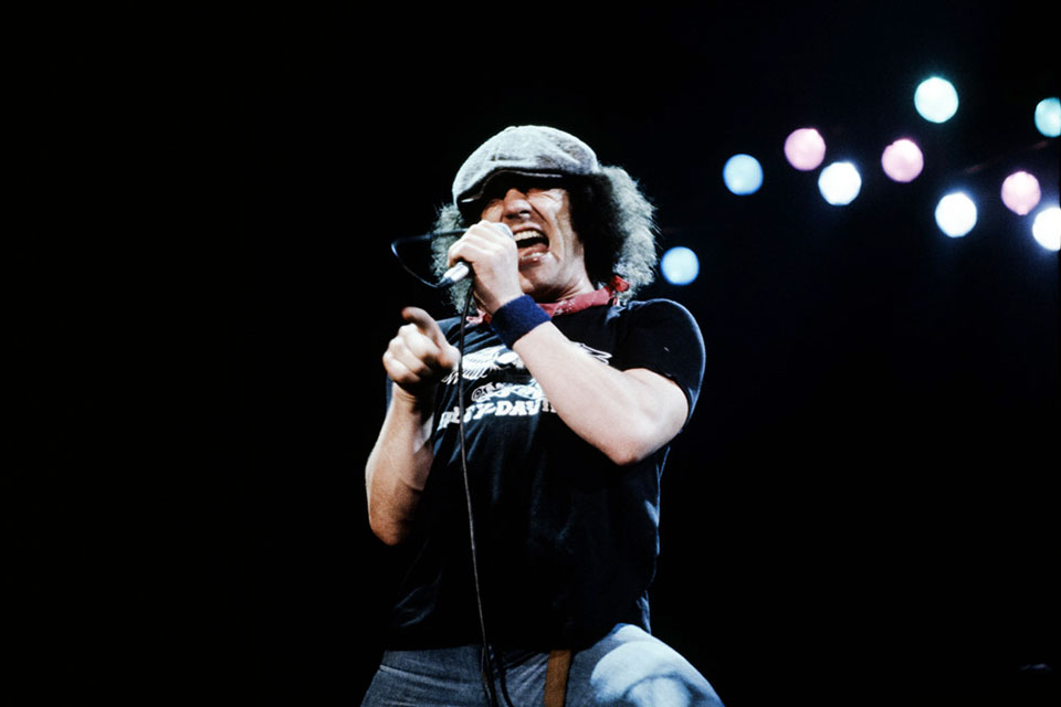 ブライアン・ジョンソンがAC/DCのニュー・アルバムへの参加を認める