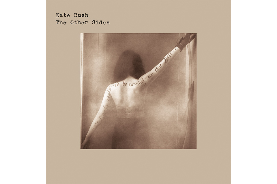 ケイト・ブッシュのレア楽曲を多数収録した4枚組CD『THE OTHER SIDES』が3月に輸入盤で発売決定！