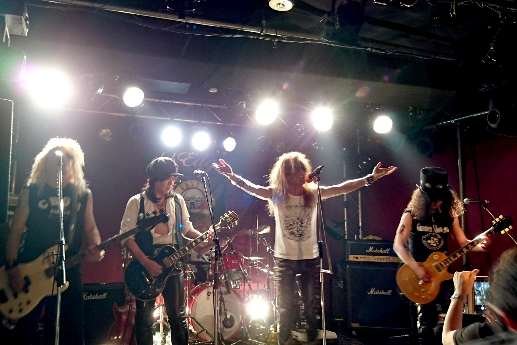 トリビュート・ライヴ・イベント“LEGEND OF ROCK”、2部構成でガンズ・アンド・ローゼズの歴史を辿るライヴ、3月７日開催！