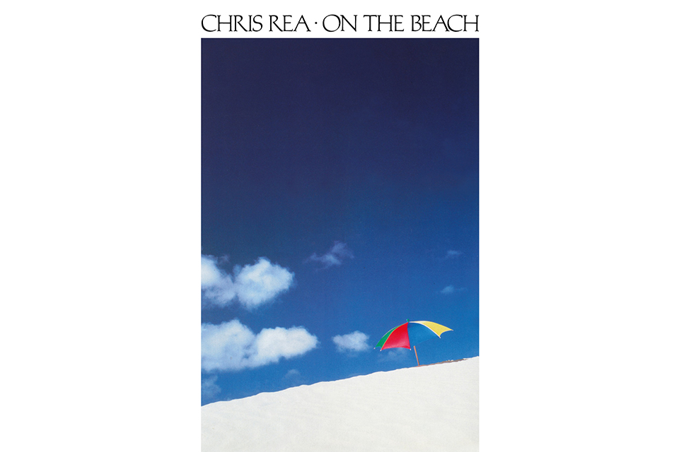 クリス・レアの名盤『オン・ザ・ビーチ』、 CD2枚組のデラックス・エディションで日本盤発売