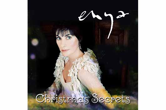 エンヤ、季節にぴったりの最新ウィンター・セレクション・アルバム『Christmas Secrets』をデジタル限定リリース！