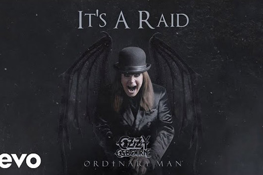 オジー・オズボーン、ポスト・マローンとコラボした新曲「It’s a Raid」をリリース
