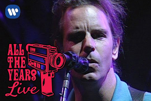 グレイトフル・デッド、1990年7月のNY公演から「Ship of Fools」のライヴ映像公開