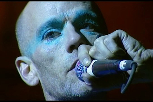 R.E.M.1999年のグラストンベリー・フェスティバル公演、72時間限定で無料配信