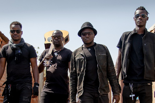 アフリカン・ロックンロールの未来を象徴するソンゴイ・ブルース、ニュー・アルバム『オプティミズム』は10/28発売