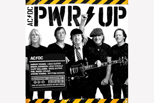 AC/DC、最新の公式バンド写真で現在のラインナップを発表