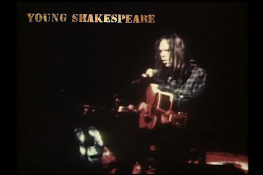 ニール・ヤング、1971年の未発表ライヴ作品『Young Shakespeare』3月26日発売