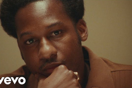 R&Bのシンガーソングライター、リオン・ブリッジス、新曲「Motorbike」のMV公開、監督はアンダーソン・パーク