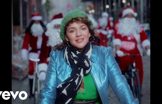 ノラ・ジョーンズ、新クリスマス・ソング「Christmas Calling」のMV公開
