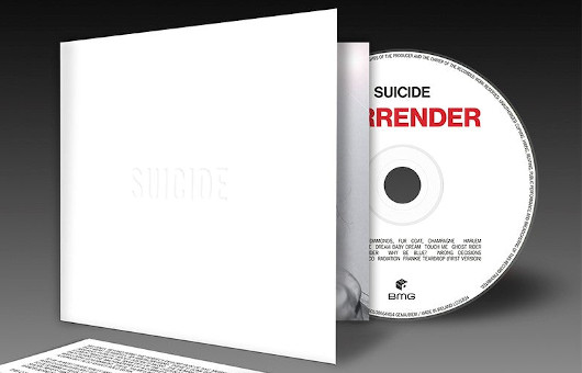 スーサイドの新コンピレーション・アルバム『Surrender : A Collection』、3月発売