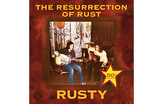 エルヴィス・コステロの最初のバンド “ラスティ” が再結成、初レコーディング作品をリリース