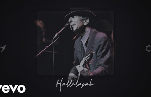 レナード・コーエン、2008年「Hallelujah (Live at Glastonbury)」のリリック・ビデオと新ドキュメンタリーのトレーラー公開