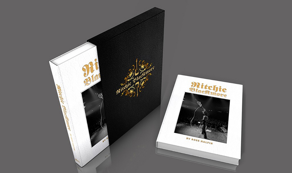 リッチー・ブラックモア公式写真集（撮影：ロス・ハルフィン）、初回分の即完売を受け、SHINKO MUSIC RECORDS SHOPで再販売予約決定！　プロモ動画も公開！