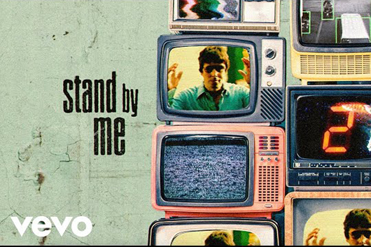 オアシス、「Stand By Me」の新たなリリック・ビデオ公開