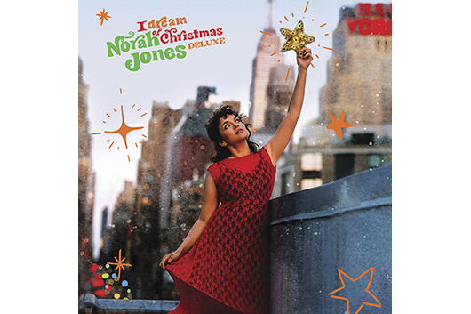 ノラ・ジョーンズ間もなく来日！　昨年のクリスマス・アルバムに11曲を追加したデラックス盤のリリースが決定！　先行シングルも配信スタート