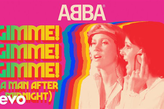 ABBA、1979年「Gimme! Gimme! Gimme!」の新リリック・ビデオ公開