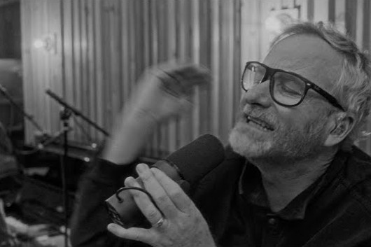 ザ・ナショナル、4月発売の新アルバムから新曲「Eucalyptus」のMV公開