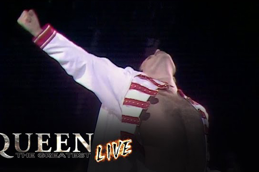 クイーンYouTubeシリーズ「Queen The Greatest Live」、第13弾「Stage Wear」公開