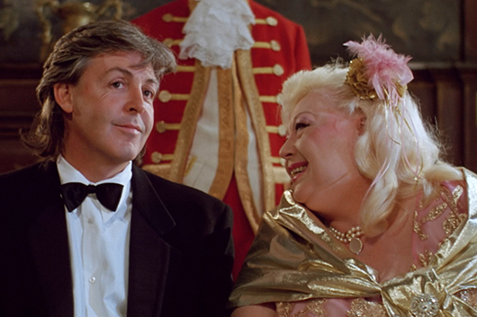 金持を喰いちぎれ」映画プロモ・Tシャツ EAT THE RICH 金持を喰い