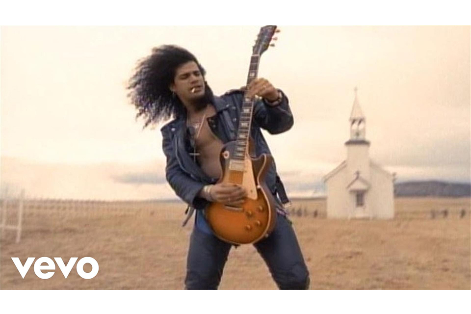 ガンズの「November Rain」がYouTube再生回数10億回を突破