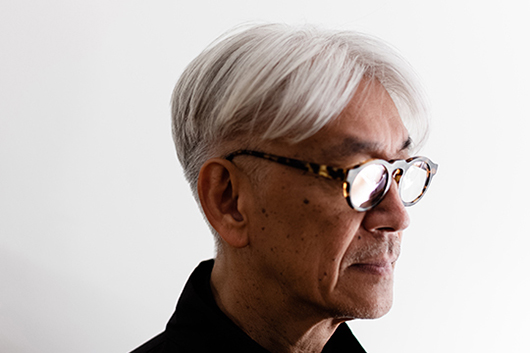 坂本龍一が音響監修を務めた109シネマズプレミアム新宿連動企画、幻の限定ライヴを含めた作品の1月放送＆配信開始