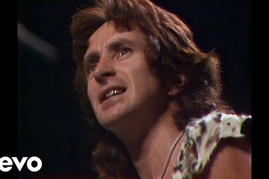 AC/DC、1976年にロンドンで撮影した「Jailbreak」のパフォーマンス映像公開 | NEWS | MUSIC LIFE CLUB