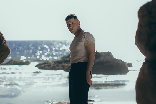 Aaron Frazer - Into The Blue レコード 新品 AARON FRAZER 'INTRODUCING' – BIG LOVE RECORDS