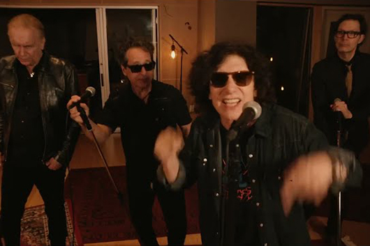 ミスター・ビッグ、新シングル「Up On You」のMV公開