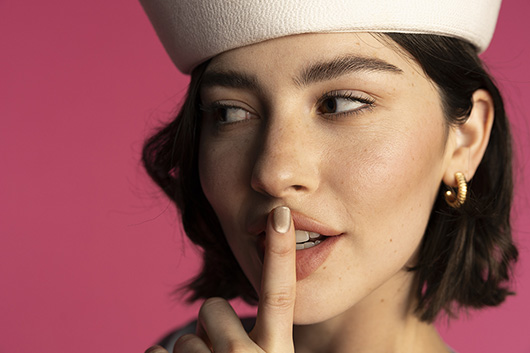 グレイシー・エイブラムス、テイラー・スウィフトとのコラボ曲も収録の