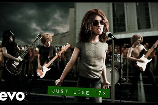デフ・レパード、新曲「Just Like 73（Tom Morello Version）」のリリック・ビデオ公開