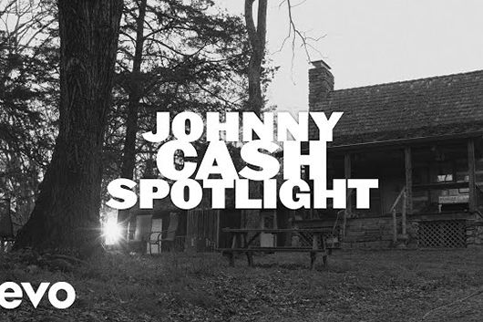 ジョニー・キャッシュ、1993年の未発表音源集『Songwriter』から「Spotlight」公開