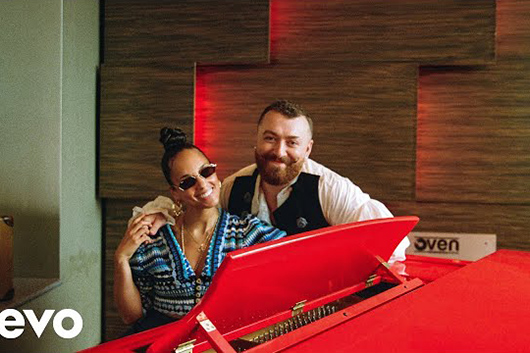 サム・スミス、デビュー・アルバム10周年記念盤より「アイム・ノット・ジ・オンリー・ワン feat. アリシア・キーズ」のMVが公開