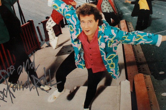 大ヒット曲「Jeopardy」のシンガー／ソングライター、グレッグ・キーンが75歳で死去