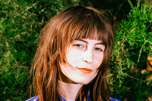米アトランタ出身の25歳フェイ・ウェブスター、3月発売の最新作にも未収の新曲「After The First Kiss」をリリース