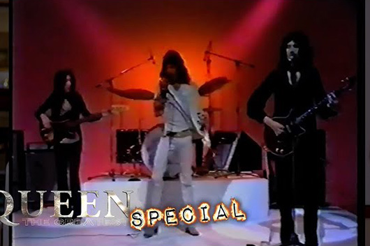 クイーン、YouTubeシリーズ「Queen The Greatest Special：Behind The Promo Videos（Episode 4）」公開