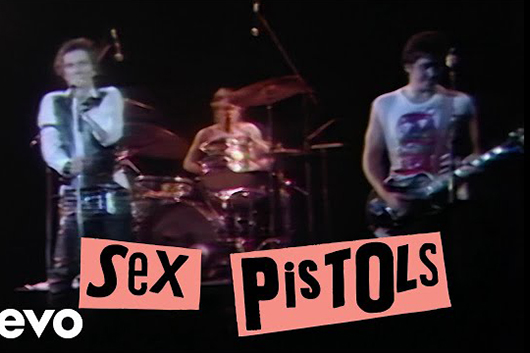 セックス・ピストルズ、今週発売の『Live In The USA 1978』から「EMI」のライヴ映像公開