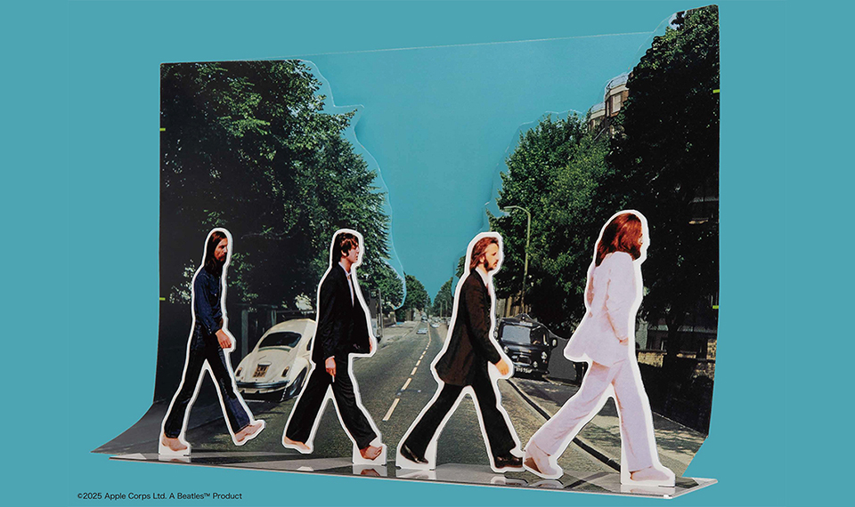 ビートルズ グッズ ビートルズ Tシャツ 「赤盤青盤2023 - 黒」 BEATLES 公式 グッズ