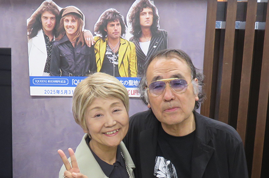 東郷・浅沼の二氏が登壇した「『QUEEN』の愛した日本の聖地をめぐる旅」トークイベント・レポート