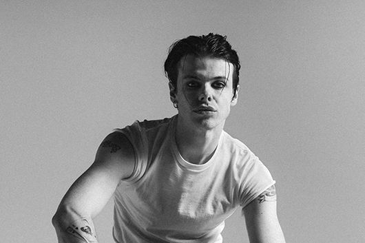 YUNGBLUD、最新作『IDOLS』で自身最大の初週売上を記録。全英アルバム・チャート3作連続1位を達成！
