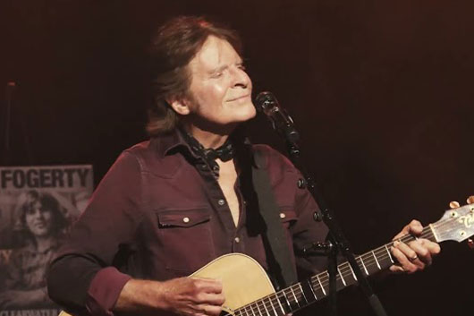 ジョン・フォガティ、6月のライヴから3曲のパフォーマンス映像公開
