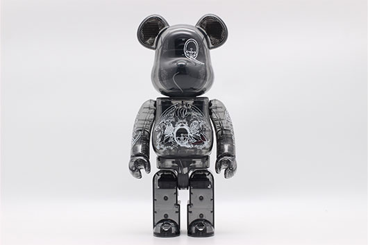 クイーン初来日50周年記念、スピーカー搭載BE@RBRICKのコラボ・モデルが登場！