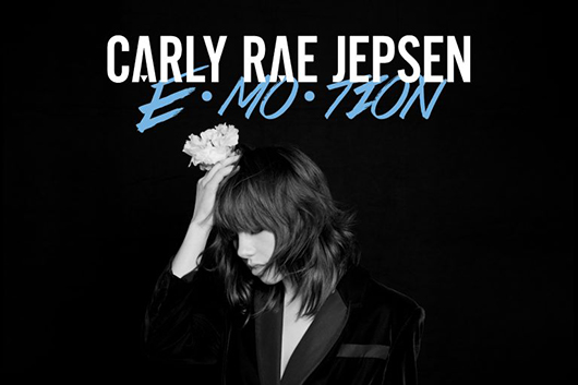 カーリー・レイ・ジェプセン、大ヒット・アルバム『Emotion』10周年