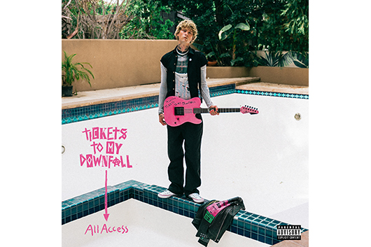 mgk、全米1位を獲得した『Tickets To My Downfall』に未発表5曲を追加した5周年盤をサプライズ・リリース！　全5曲のビデオも公開に