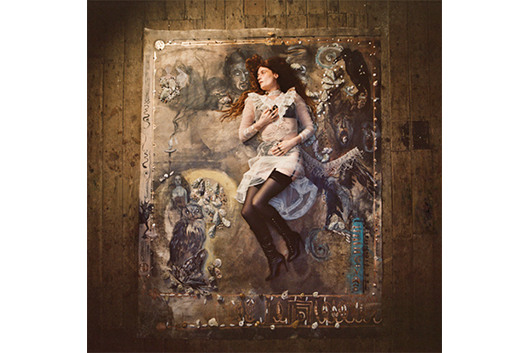 フローレンス・アンド・ザ・マシーン、リリースしたばかりの新作にオーケストラ・アレンジを加えた『Everybody Scream(Chamber Version)』を急遽リリース