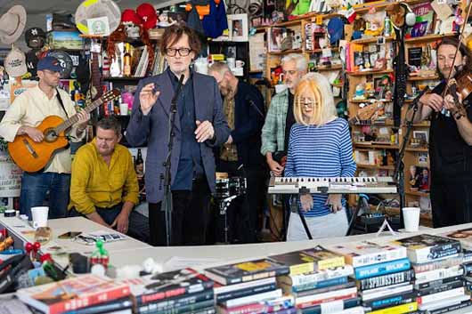 パルプ、米ラジオ番組『Tiny Desk Concert』で4曲をパフォーマンス