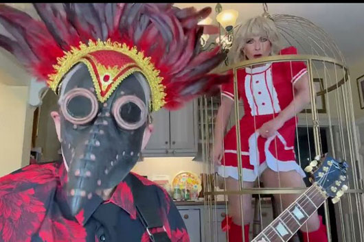 ロバート・フリップ＆妻のトーヤ、イギー・ポップの「Real Wild Child
