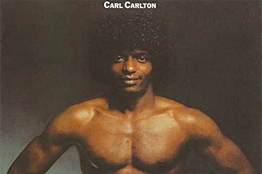 「Everlasting Love」他のヒットで知られるR&Bシンガー、カール・カールトンが72歳で死去