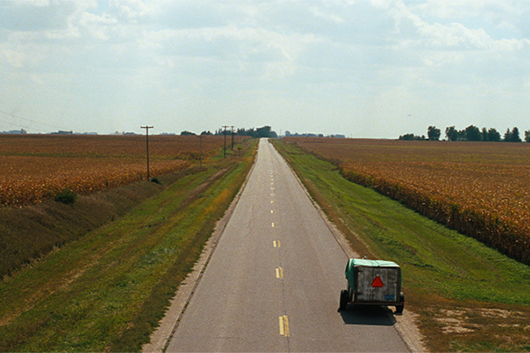 デヴィッド・リンチ1周忌を迎え、本人監修の美しい4Kリマスターで甦る!──映画『ストレイト・ストーリー』4Kリマスター版