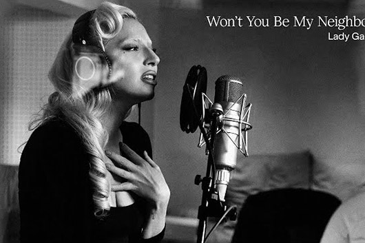 レディー・ガガ、全米が見つめる2/8開催のスーパーボウル中のCMで新曲を披露