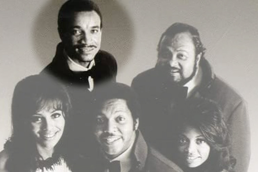 フィフス・ディメンションの創設メンバー、ラモンテ・マクレモア死去